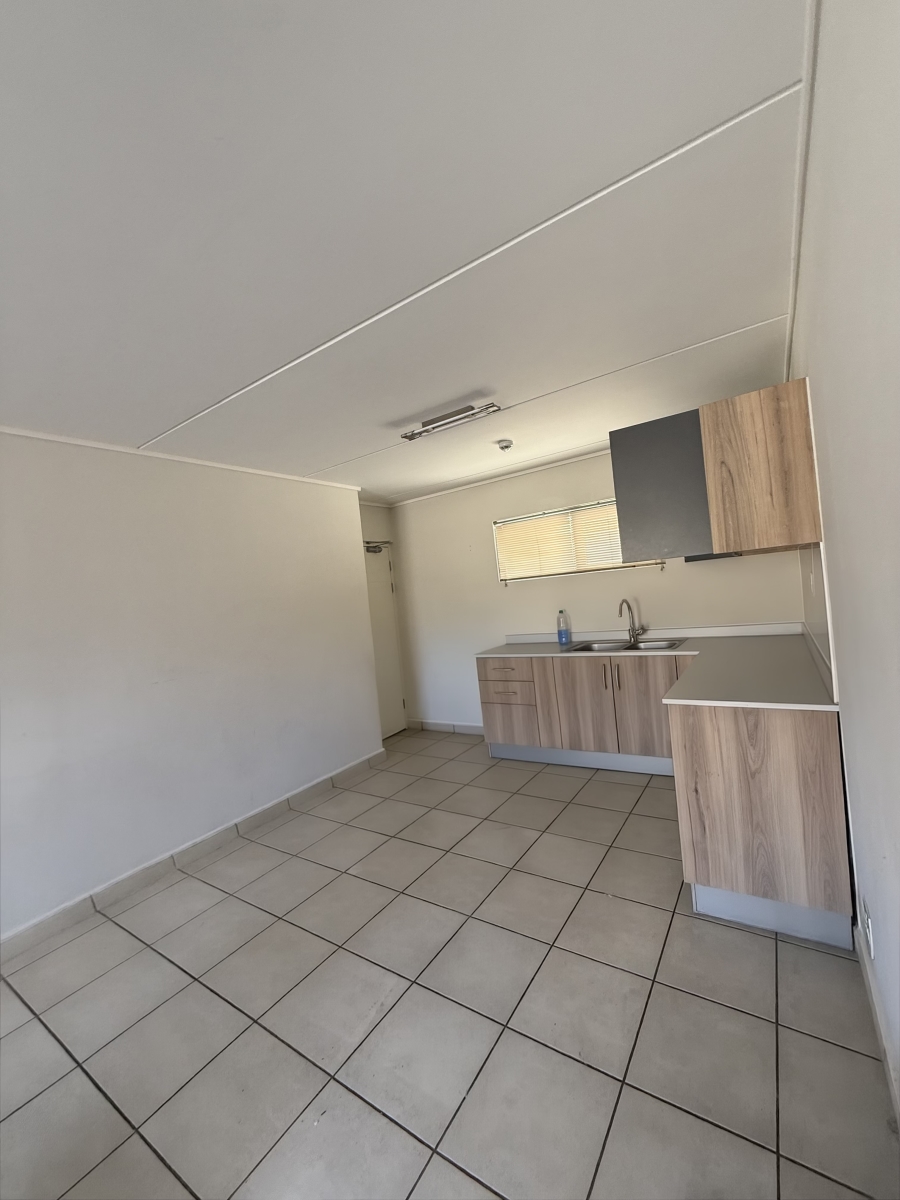 2 Bedroom Property for Sale in Admirals Park Western Cape